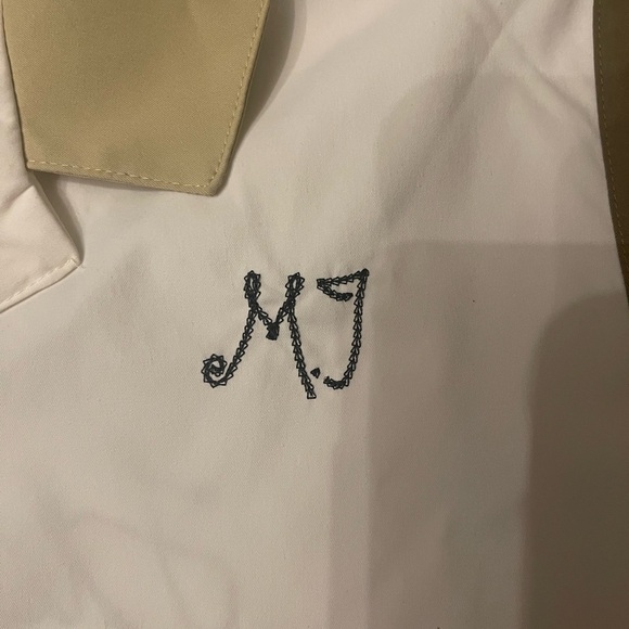 NWT Nike Jordan Women’s Loose Fit Button Up Shirt Size XL - Picture 2 of 8